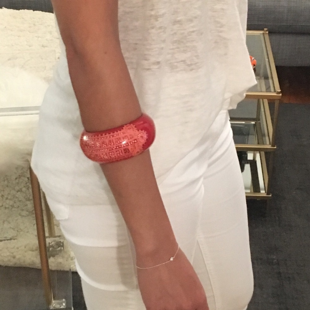 PAINTED ARM CUFF FROM AUSTRALIA NWOT - Picture 4 of 4